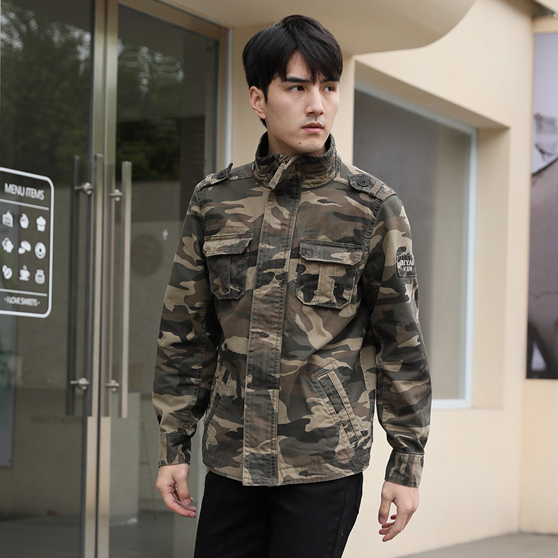Spring 2022 men's outerwear: New casual camouflage workwear denim jacket, men's plus-size jacket, military top details Picture