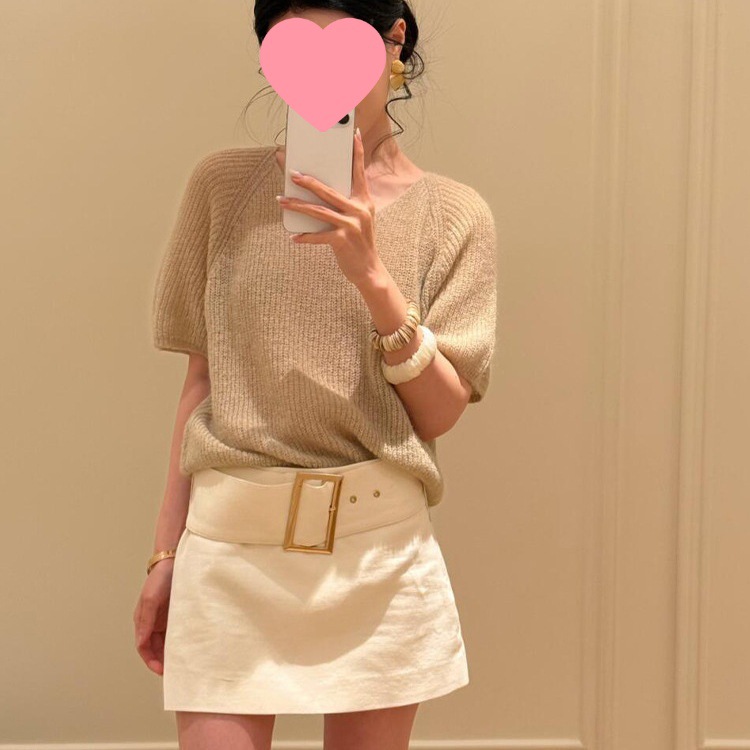 韩系气质高级感卡其色针织衫T恤女夏季高腰显瘦白色A字短裙两件套
