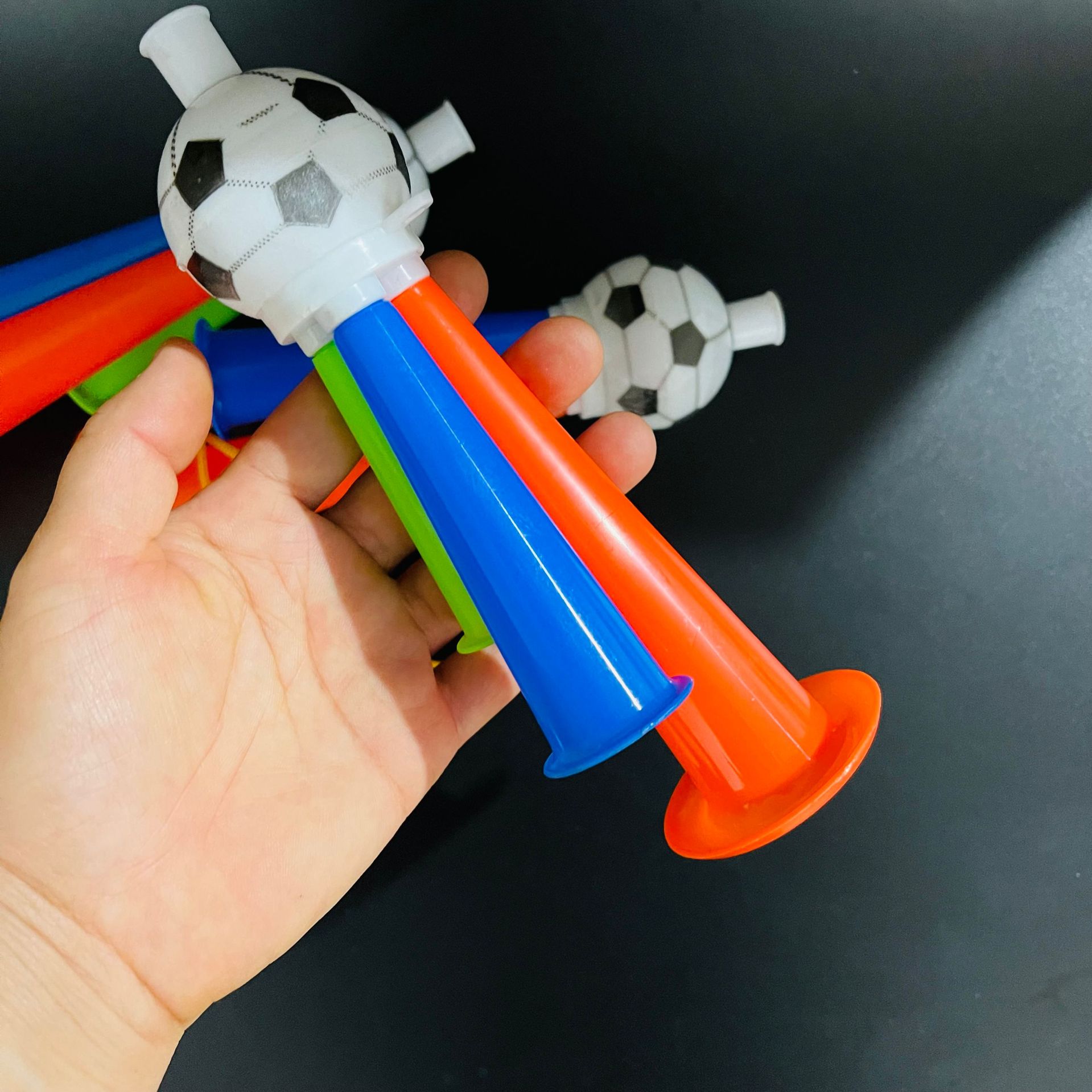 Game cheering toy football horn concert horn Fan horn sports horn 1 yuan 2 yuan wholesale Item Picture