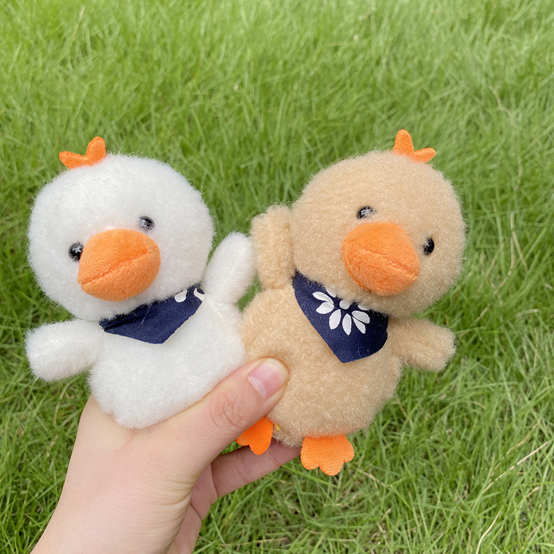 Cartoon cute scarves, chicken plush pendants, student backpacks, keychains, hanging decorations, claw machines, doll gifts details Picture