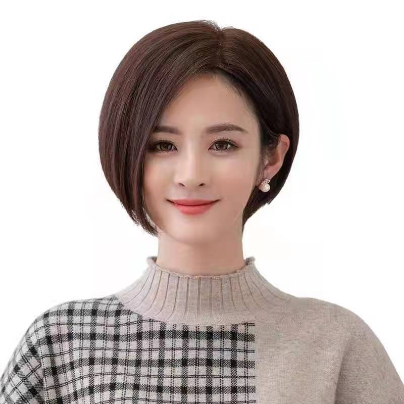 Women's fashionable full real hair wigs, women's short Bob straight hair, and mothers' fashionable side-parted side-swept bangs realistic hair covers