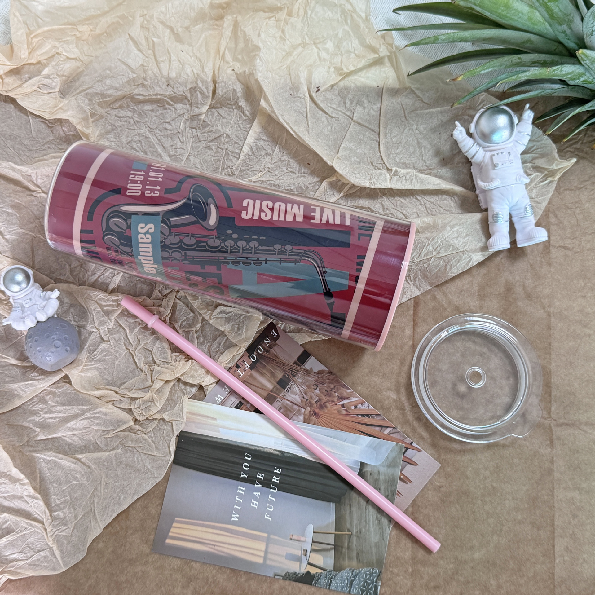 Cross-Border New Summer Net Red Plastic Straw Cup Large Capacity Double Plastic Cup Wholesale Creative Music Water Cup Application Scenario