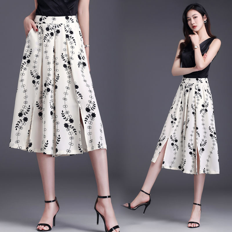 Black and white printed caprix pants for women, summer thin chiffon split skirt pants, loose casual pants, high-end ice silk wide-leg pants