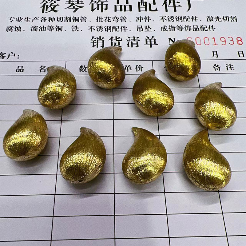 15*25 Lasa no-hanging capsic-shaped brass jewelry accessories, water drop arc surface brushed DIY trendy earrings accessories Specification image