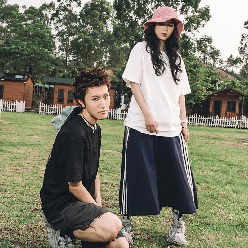 Chinese-style tiger-head embroidery and printed structure T-shirt, a heavyweight handcrafted pure cotton round neck with a high-end feel and a loose half style of Chinese fashion details Picture