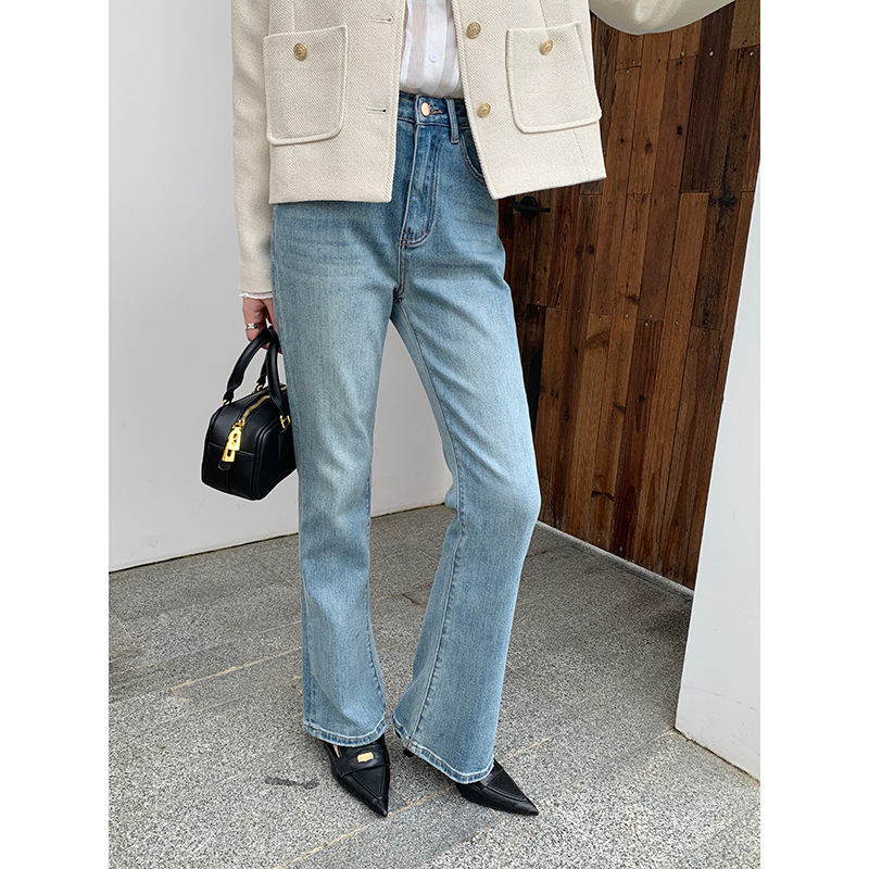 【 Retro Slightly Flared Long Legs 】 Blue jeans for women's autumn new High-waisted slimming floor-length trousers R138H Application Scenario