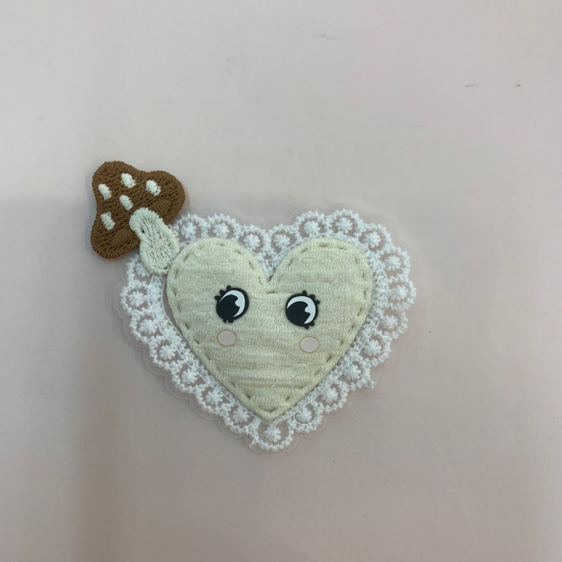 手缝亚克力钻/植绒树脂配件/情趣内衣/风铃/DIY小屋白底实物图