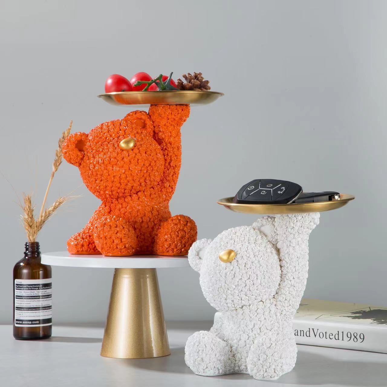 Creative and light luxury rose bear ornament storage tray
