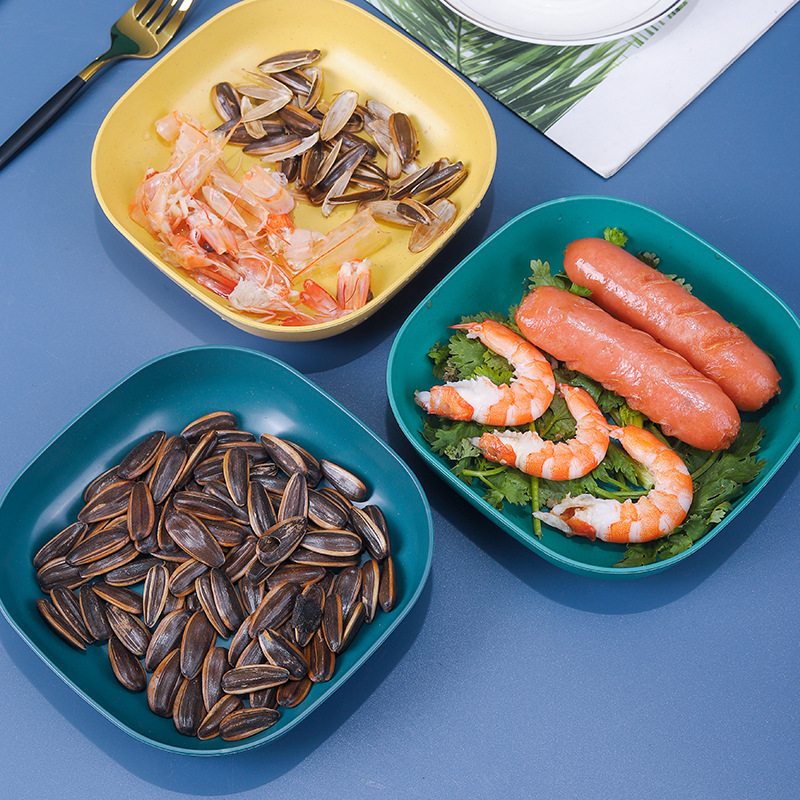 15cm deep square bone-spitting plates with 5 sets and bases