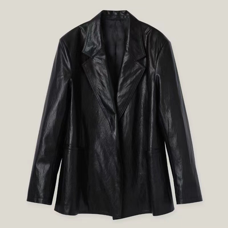 إنها بدلة مصمّمة صغيرة من الحجم المتوسط في الربيع والخريف Item Picture