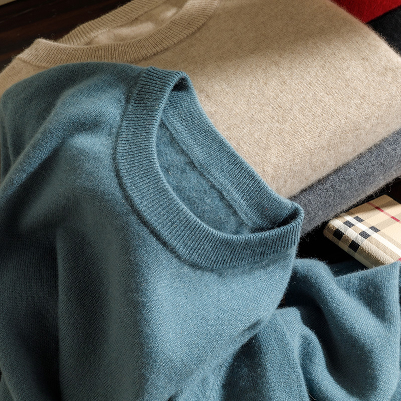 Cashmere sweater, men's round-neck base layer, high-end thin business casual outerwear for teenagers and students, pure cashmere sweater Application Scenario