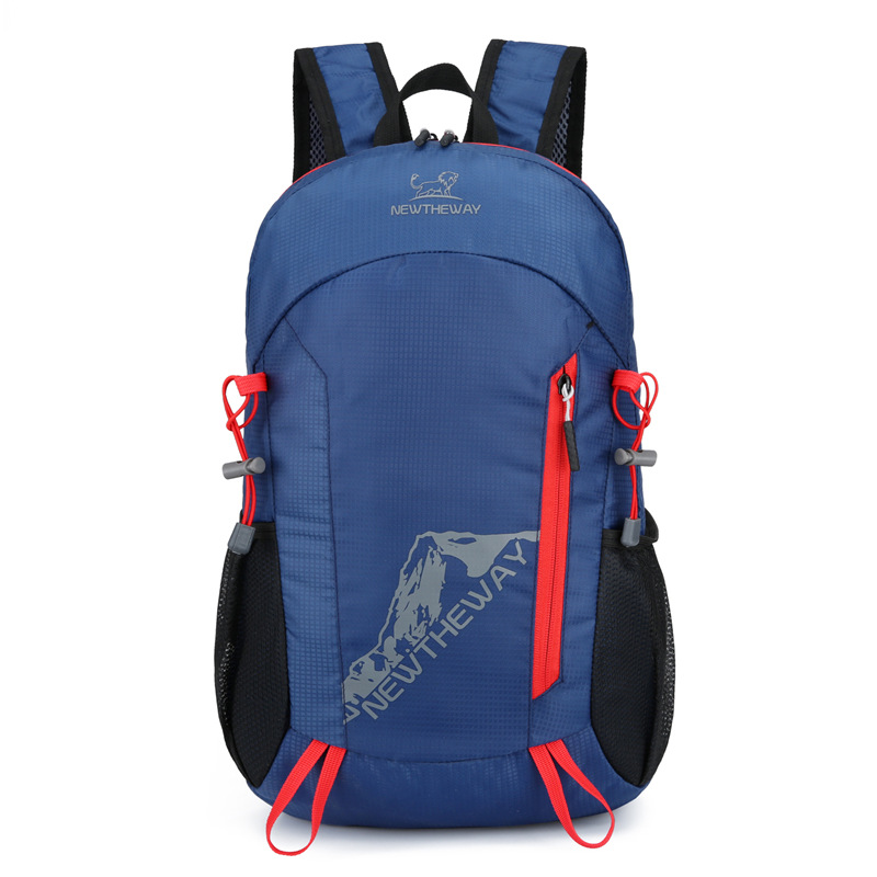 A new cross-border portable large-capacity folding skin bag for outdoor sports, leisure, travel, cycling and mountaineering Application Scenario