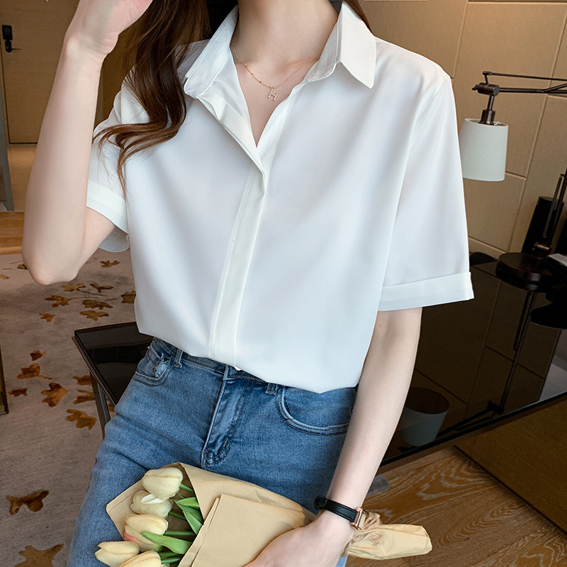Real photos of in-stock 2025 summer new chiffon shirt for women, short-sleeved, simple and elegant office lady shirt and top for women details Picture