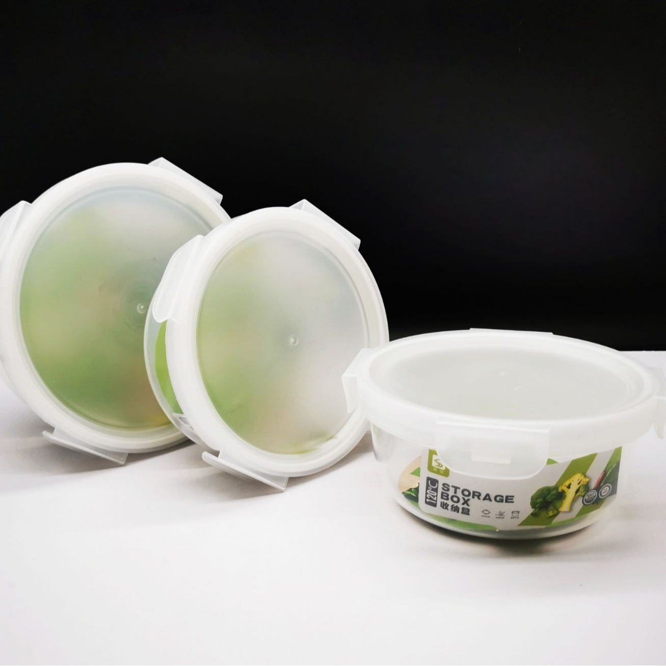 Large round fresh-keeping box, refrigerator storage box, plastic refrigerator fresh-keeping box Application Scenario