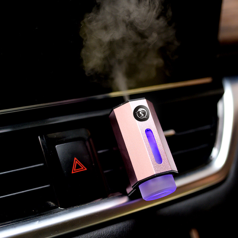 新款汽车用品车载香水出风口持久香氛车载香薰喷雾车上用品批发加湿器车载香薰车载加湿器手持加湿器