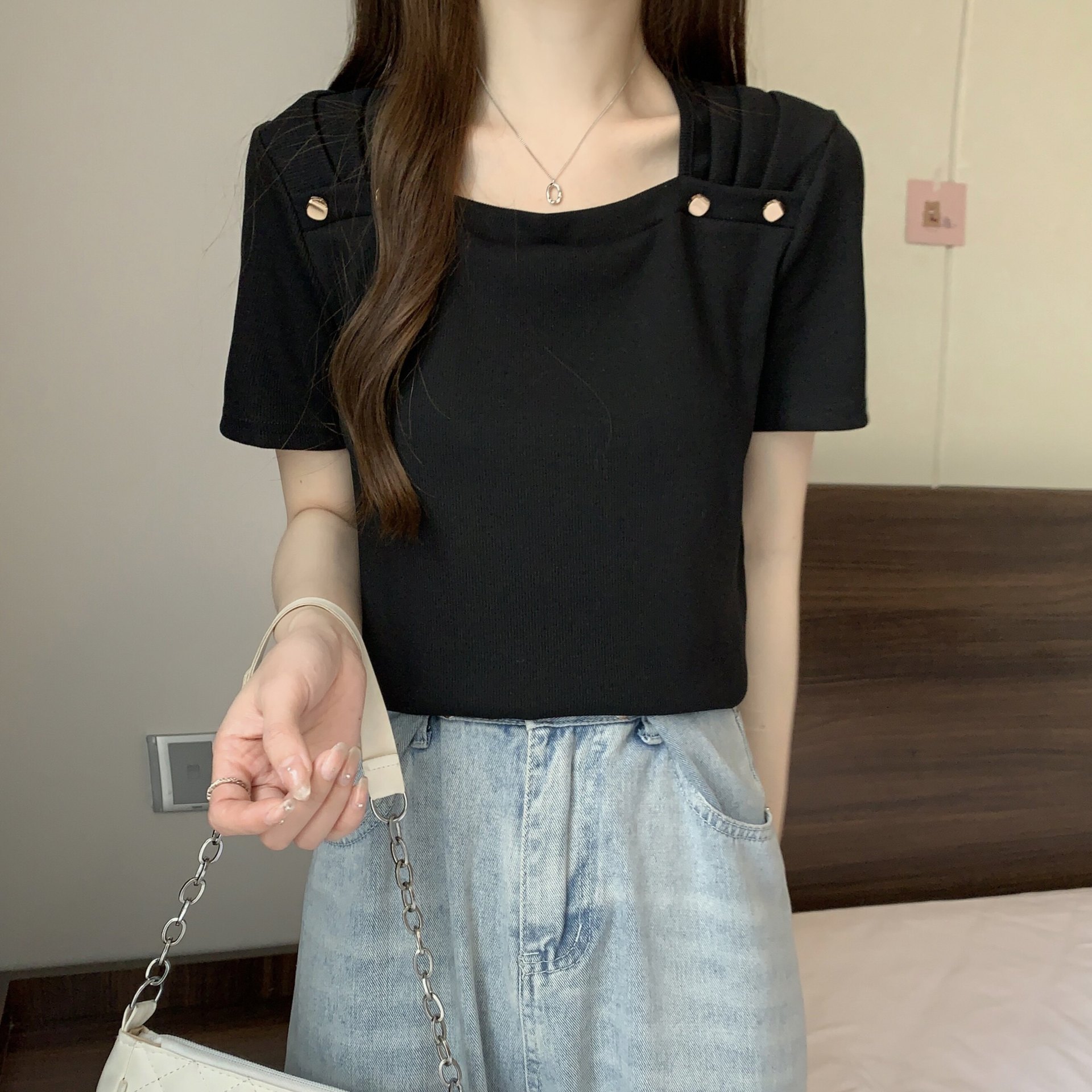 方领正肩短袖t恤女2026年夏季显瘦宽松设计感欧货短袖上衣A11743详情18
