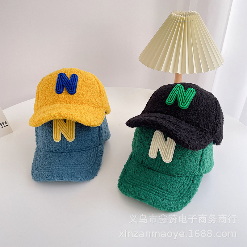 ins Korean children's hats for autumn and winter are stylish and fashionable. Baby baseball caps, winter warm caps, and girls' baseball caps are thick