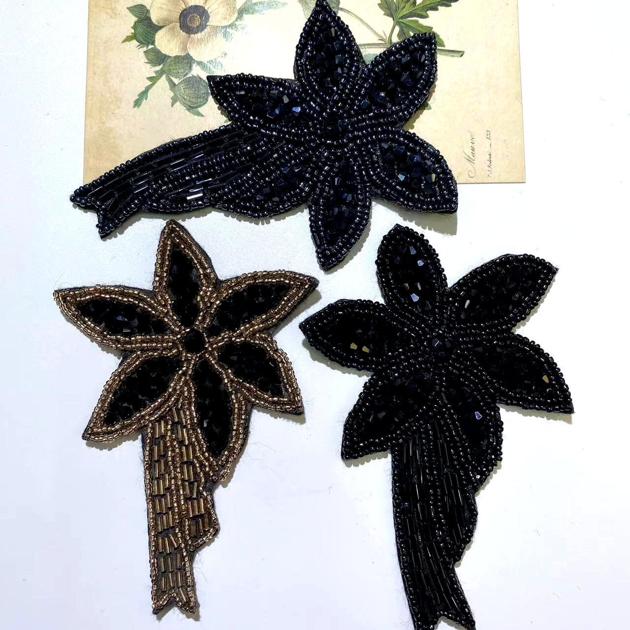 European and American hair accessories, hair bands and headbands, clothes, bags, hats, shoes, accessories and accessories, crystal and pearl accessories manufacturers Application Scenario