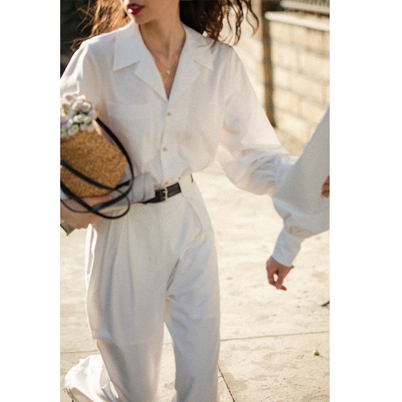 自Z/人手一件jing典款/画报女郎/性价比复古白衬衫潮代理代发