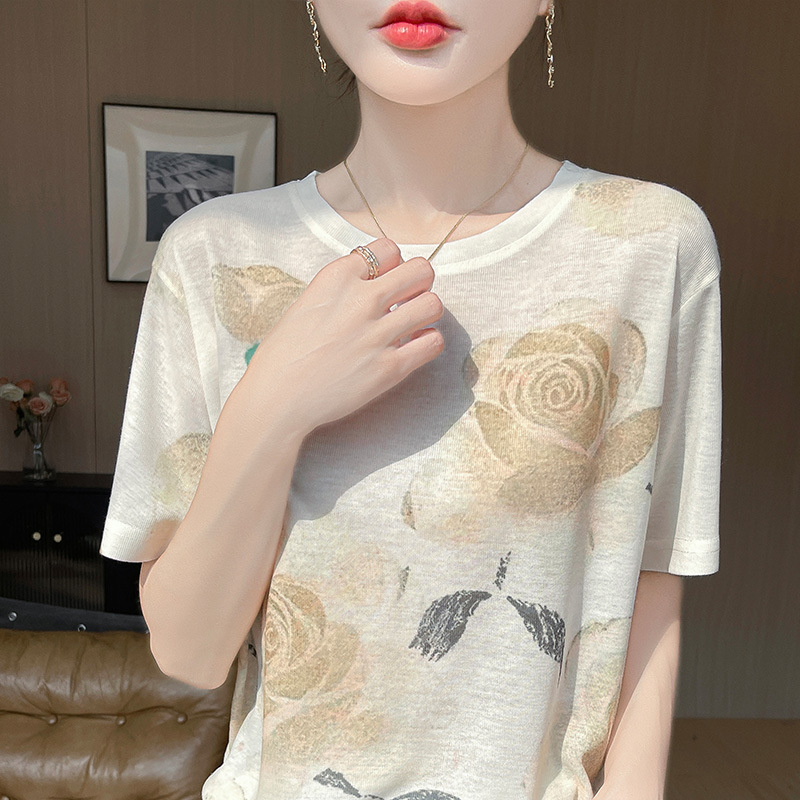 圆领印花t恤女夏季新款简约薄款针织短袖时尚印花设计感圆领上衣