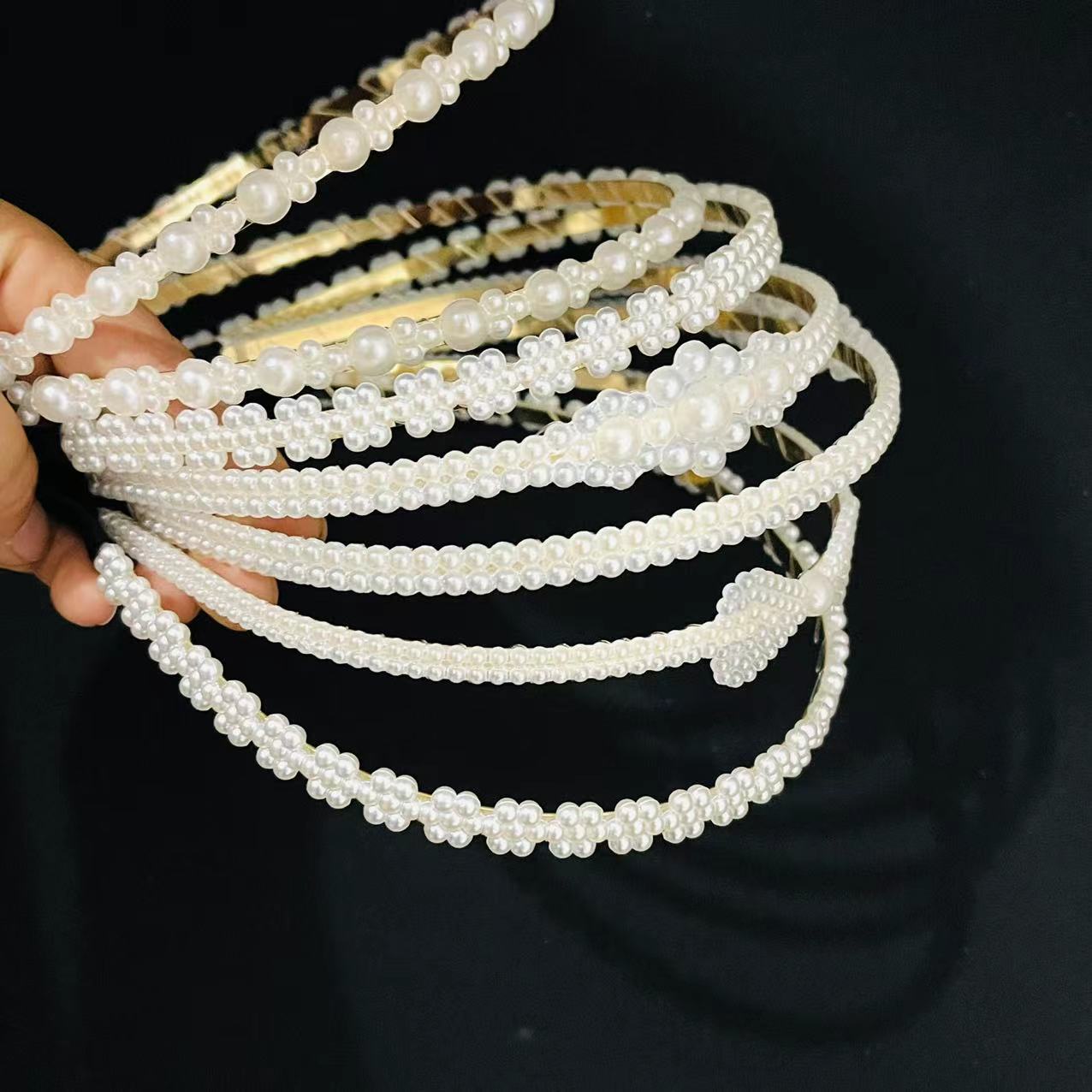 【1-7 Zones 】 Pearl hair band 12/ pack 1200/ box Pearl hair band Women's headband Summer hair clip Internet celebrity high-end style Versatile for going out French retro hair tie Headwear wholesale Specification image