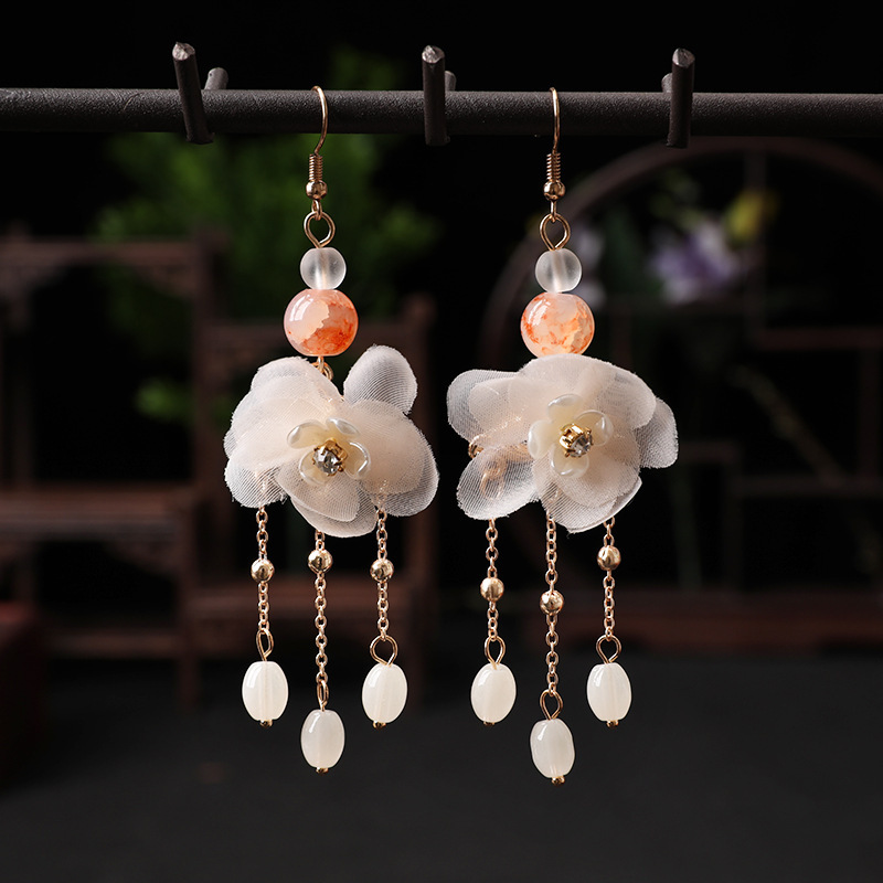 Ancient-style earrings, ethnic-style earrings, champagne-colored silk peach blossom ear hooks, retro and classical style tassel Hanfu earrings details Picture