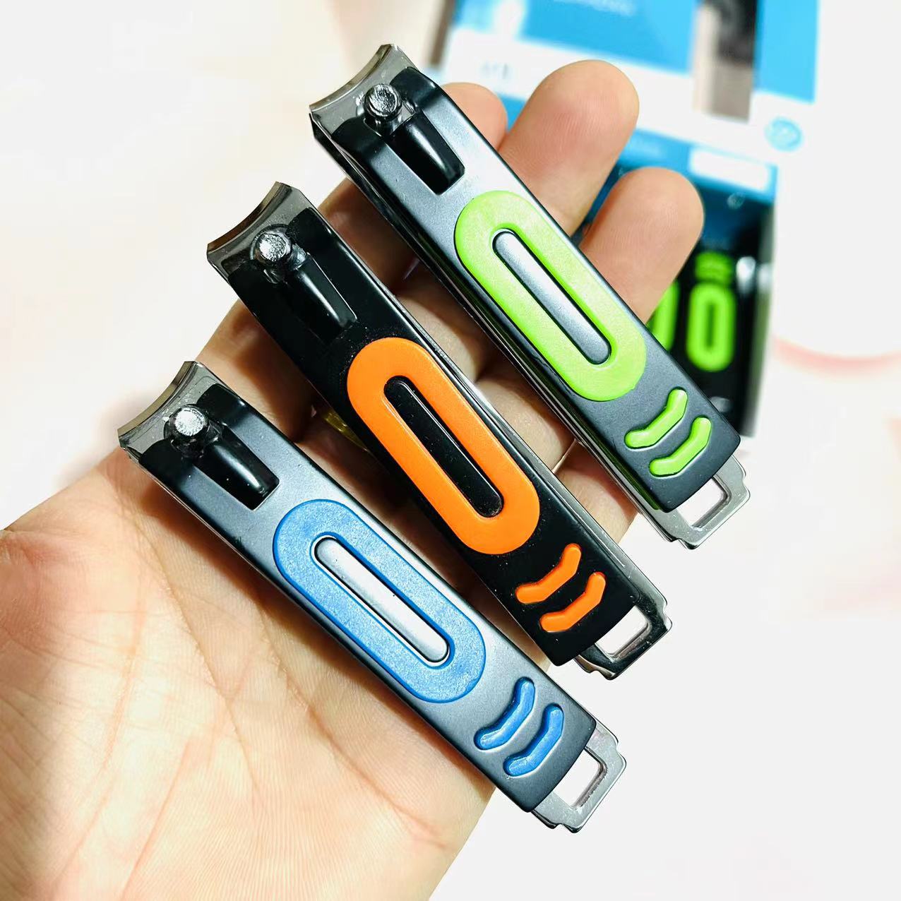 【 Office 】VT806-1D nail clippers 12 per box, 600 per piece. VT806-1D box flat nail clippers and trimming knives, adult home flat nail clippers for nail care, 2 yuan supply Application Scenario