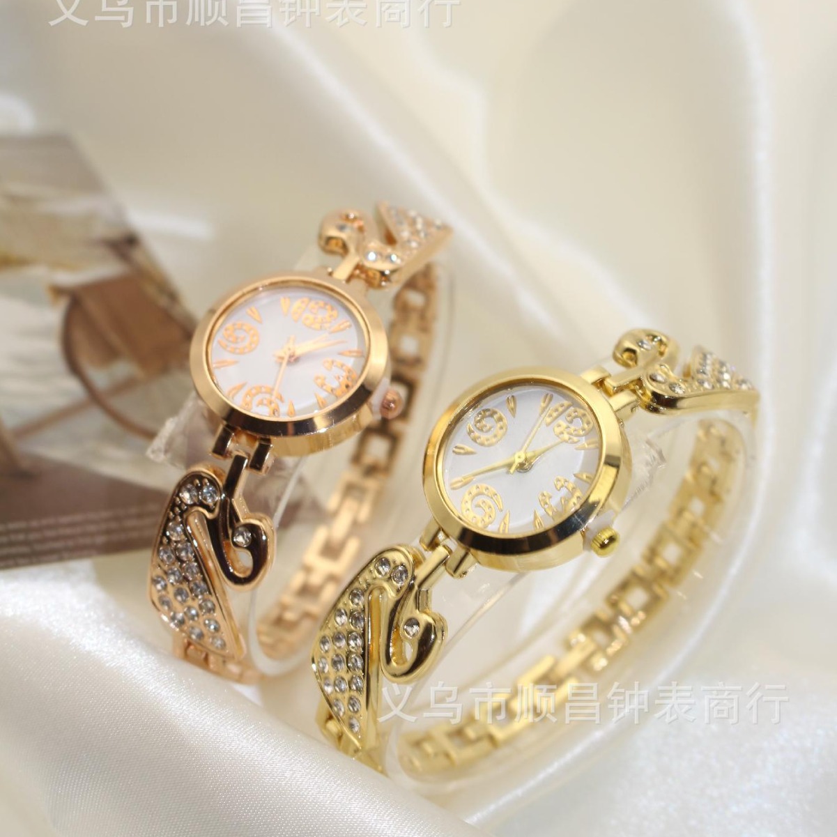 New popular foreign trade bracelet watch, light luxury and fashionable, swan style, niche and versatile women's watch, high appearance level, factory wholesale Specification image
