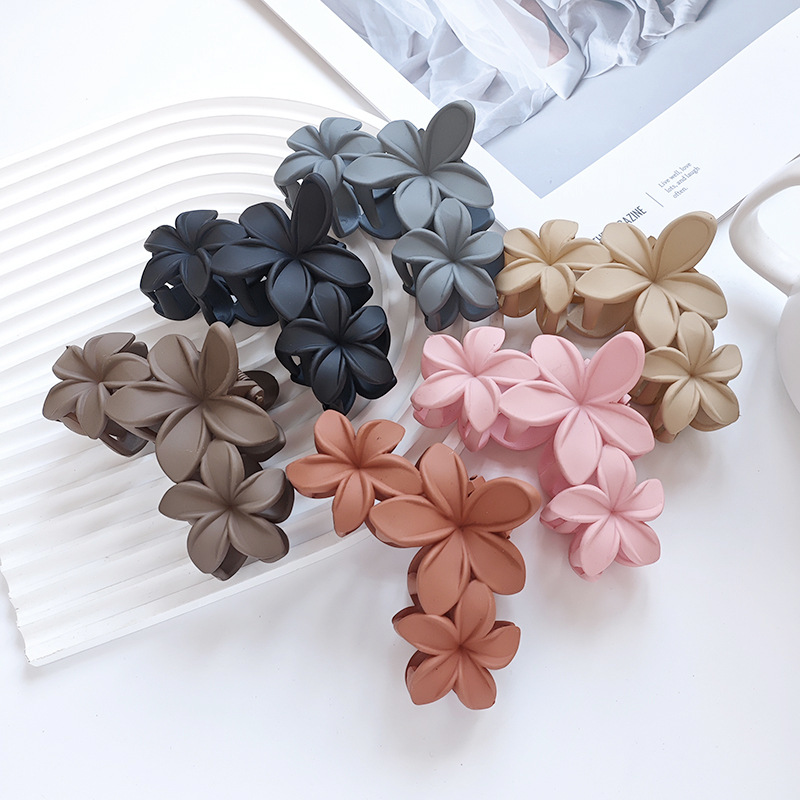Frosted faux flower hair clips, cross-border three-flower shark clips, large hair volume, multiple hairpins, back of the head, updo hair clips details Picture