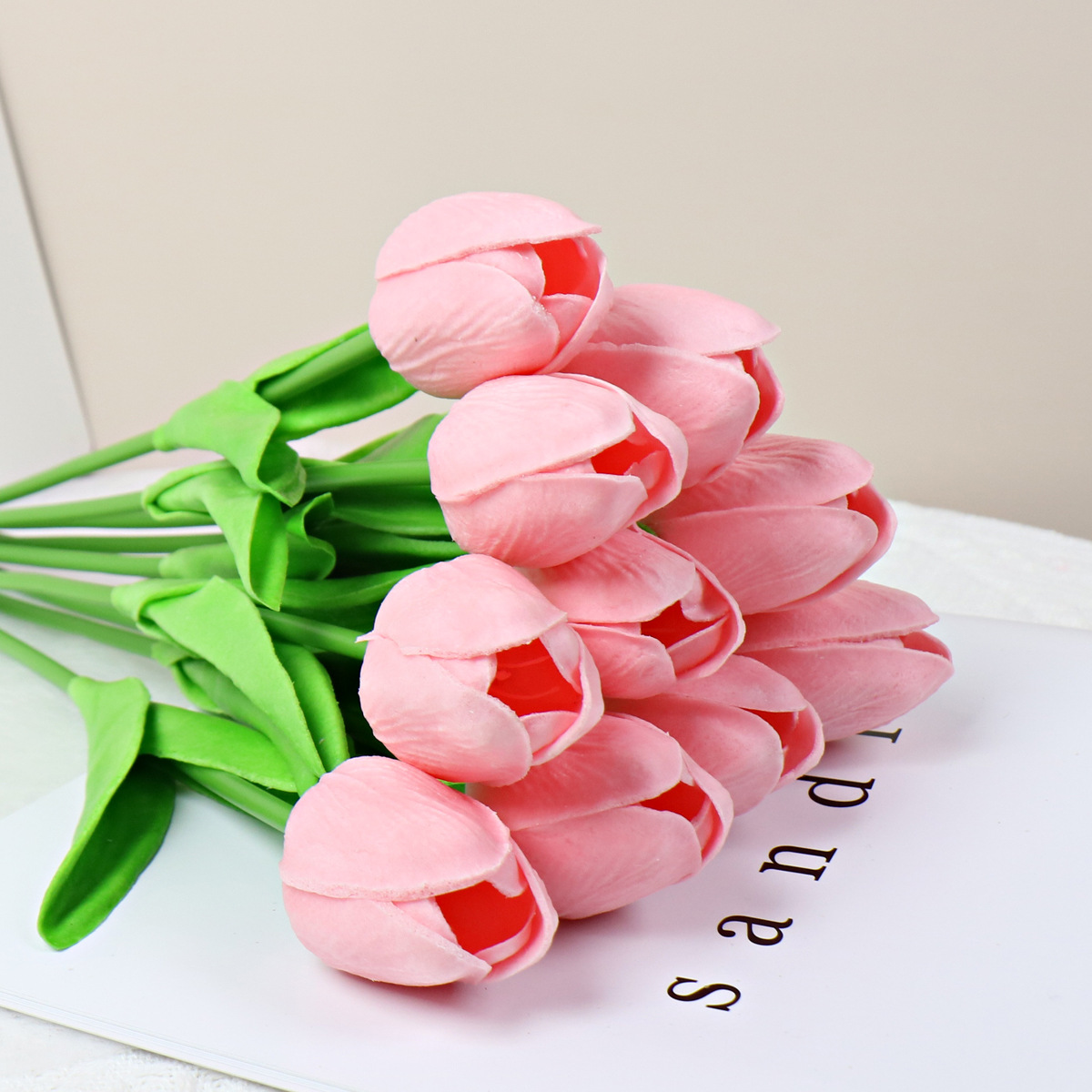 Feel Moisturizing Pu Tulip Simulation Flower Photo Fake Flower Home Decoration European Decoration Source Factory Direct Supply