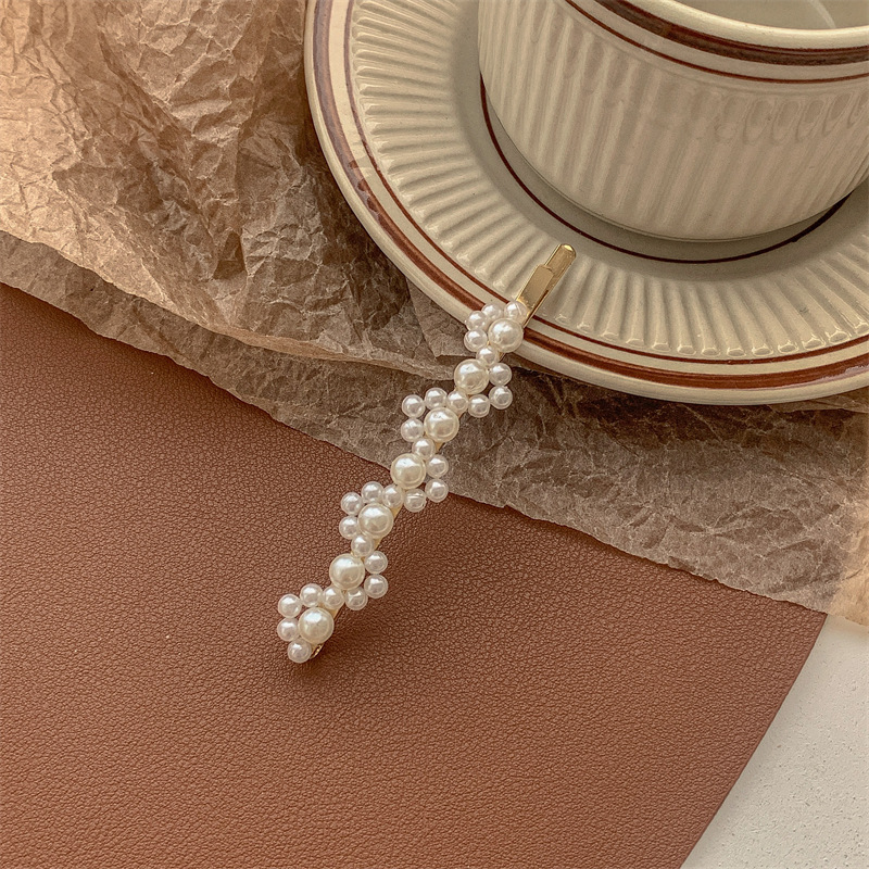 Pearl hair clips, bangs, forehead hair clippers, bb clips, popular one-line hair clips, 2022 new style clip headwear pic 15