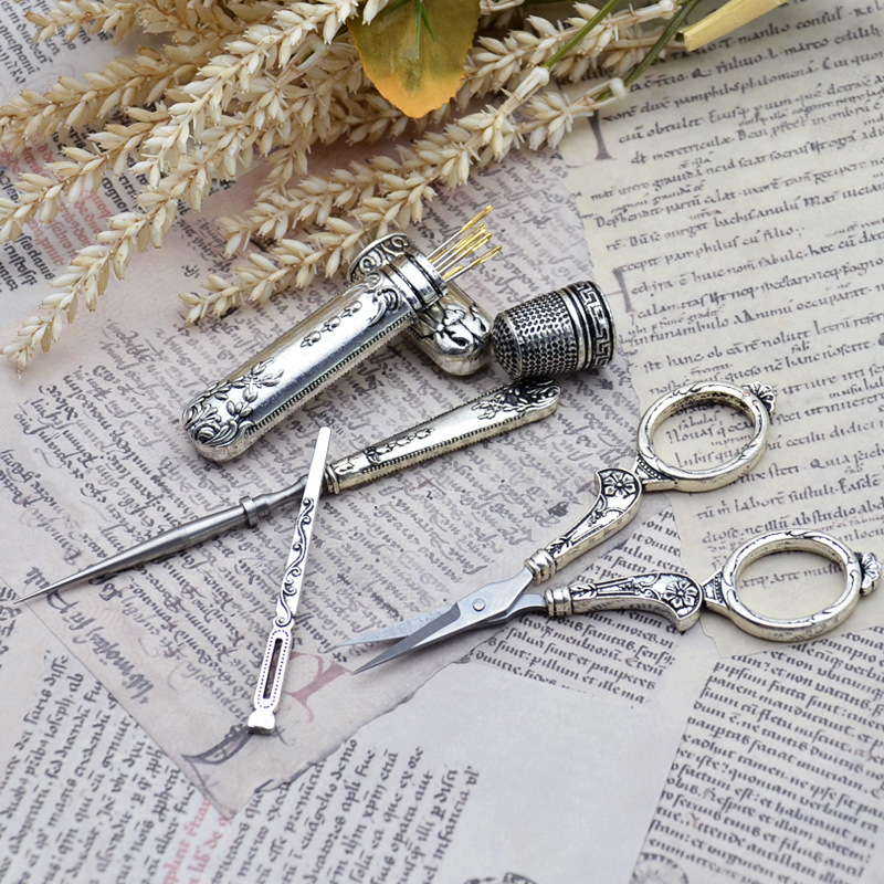 Cross-stitch tailor European vintage scissors set classical paper-cut scissors combination embroidery scissors vintage scissors Specification drawing