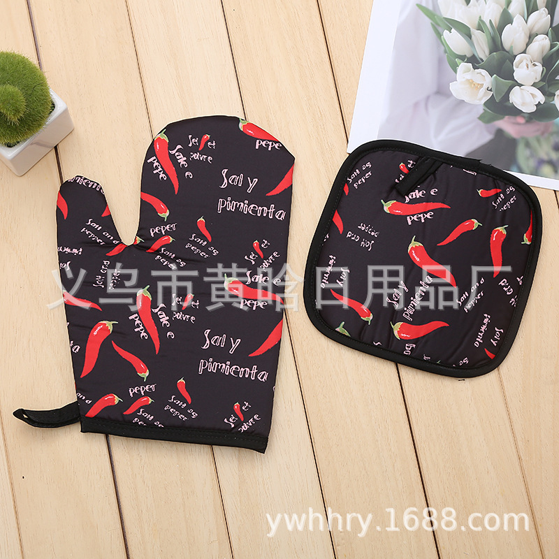 【LOVELY HOME】 Manufacturers direct microwave oven glove mat two-piece kitchen microwave oven glove set thickened high temperature resistance Item Picture
