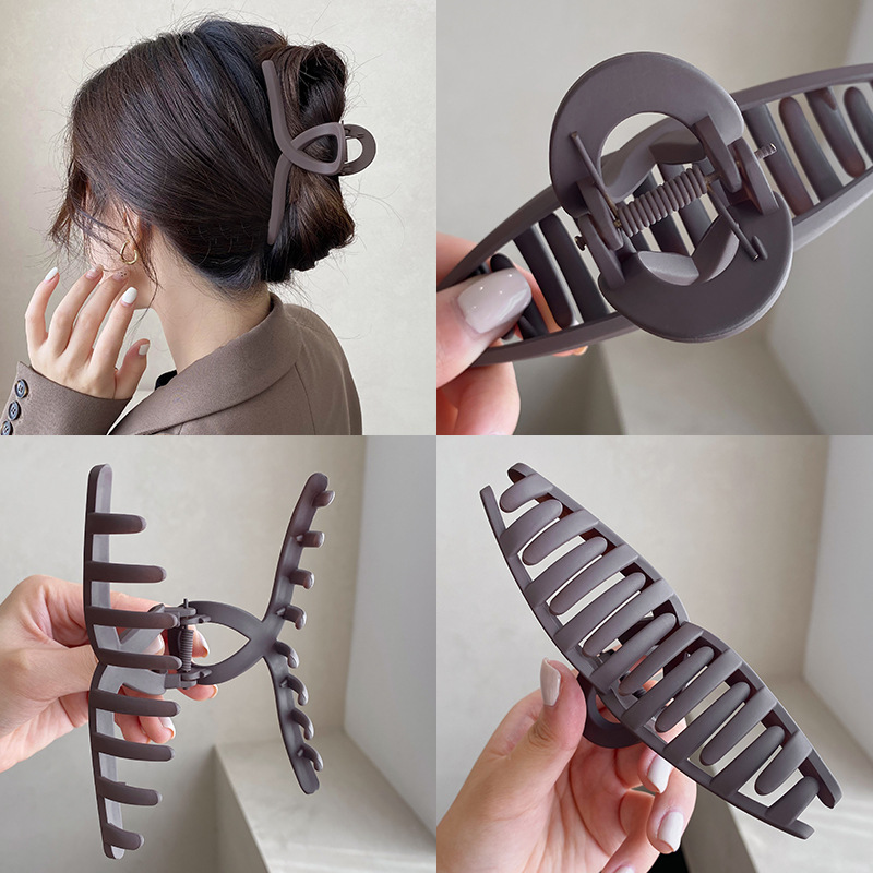 Black shark hair clips for women with a high-end feel, large hair volume, big hair gripper, back of the head, updo hair clips, headwear gripper