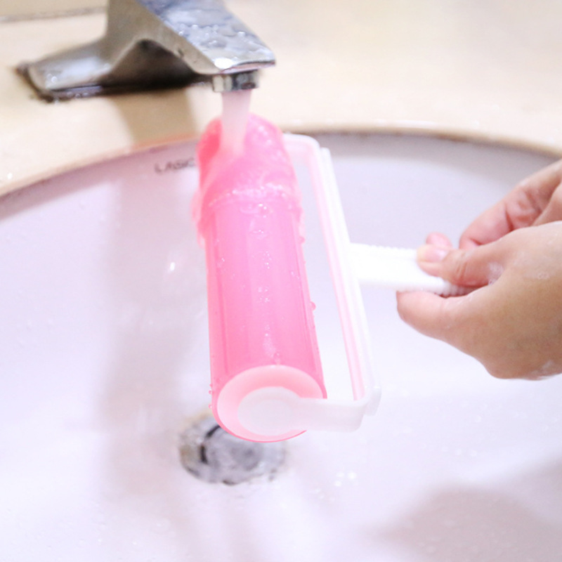 Washable lint roller brush clothing lint removal drum lint applicator Multifunctional large size hair remover with cover Application Scenario