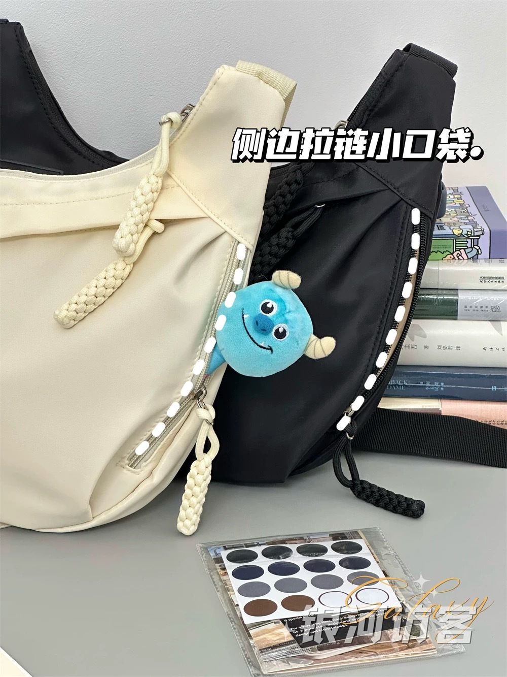 新款日系饺子包ins女休闲百搭少女斜挎包纯色上课通勤单肩包学生详情7