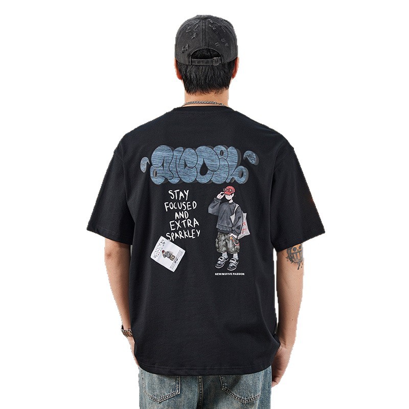 ALLIN's highly anticipated black off-the-shoulder short-sleeved T-shirt for men's summer, featuring a cartoon-printed half-sleeved American-style loose top on the back Item Picture