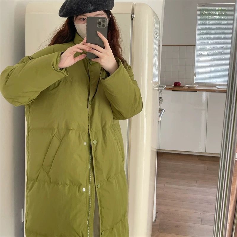 A mid-length down jacket for women, winter 2025 new Korean style, simple solid color, loose stand-up collar, thick white duck down coat Item Picture