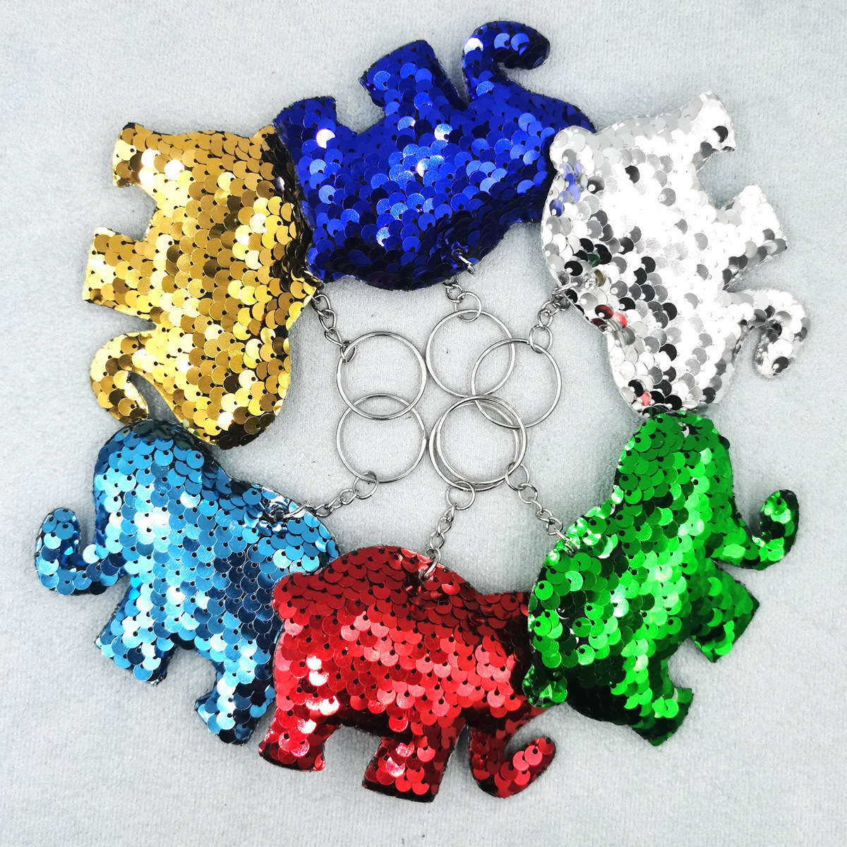 A set of 6-color anti-gloss elephant keychains, elephant sequined keychains, bags, car pendants and ornaments