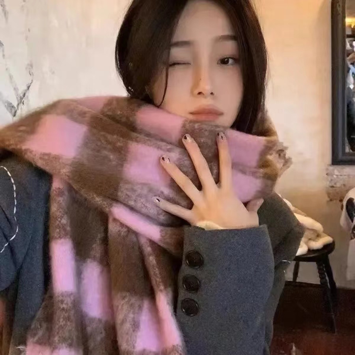 欧美爆款黑米格子围巾女甜美围脖冬季加厚保暖流苏情侣披肩百搭详情9