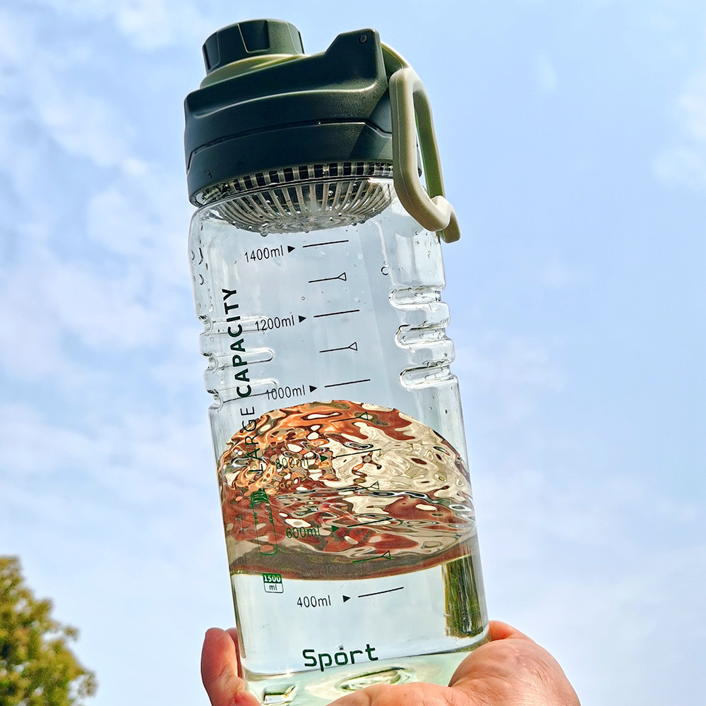 耐高温透明塑料杯 健身水壶手提旅行太空杯 1.5L大容量运动水杯
