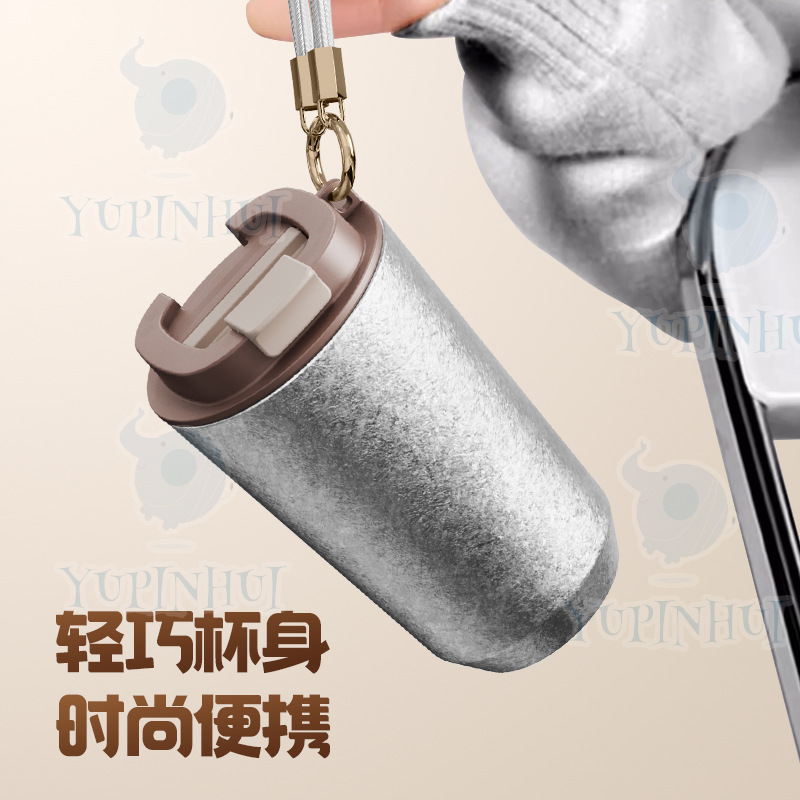 The new titanium cup coffee cup features a high aesthetic level with a handle for outdoor portability. It is a light luxury, fresh and high-end titanium-covered coffee cup Application Scenario