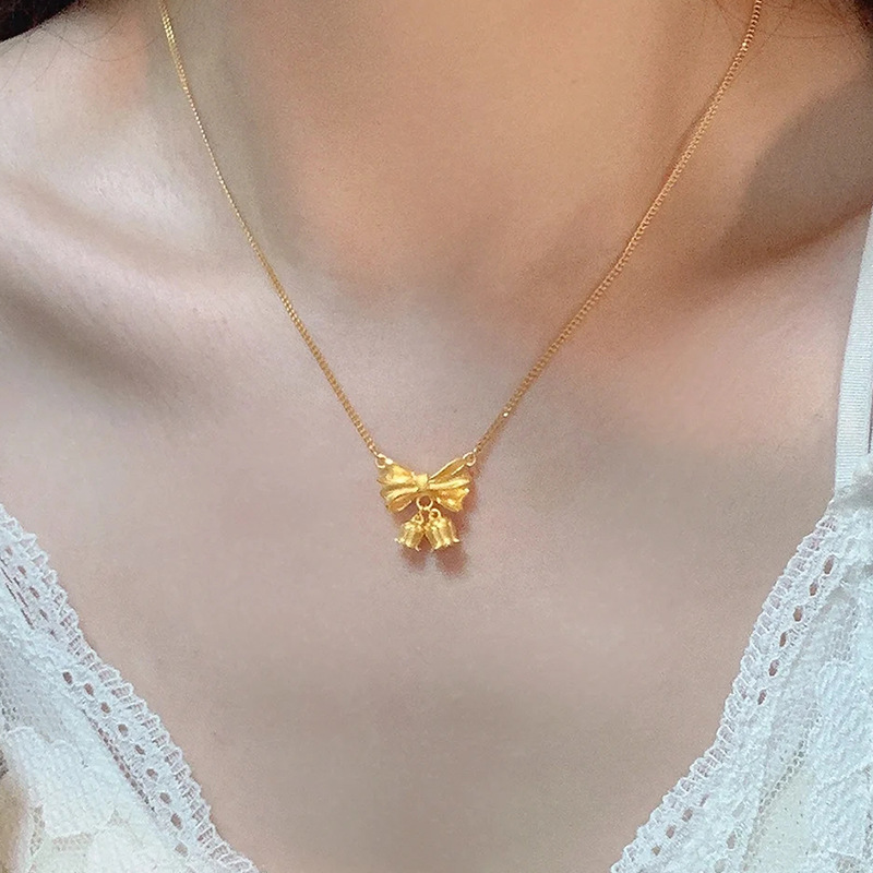 Princess on the Run Bow Lily of the Valley Necklace for women, 18k gold, high-end design sense, women's collarbone chain, no color fading