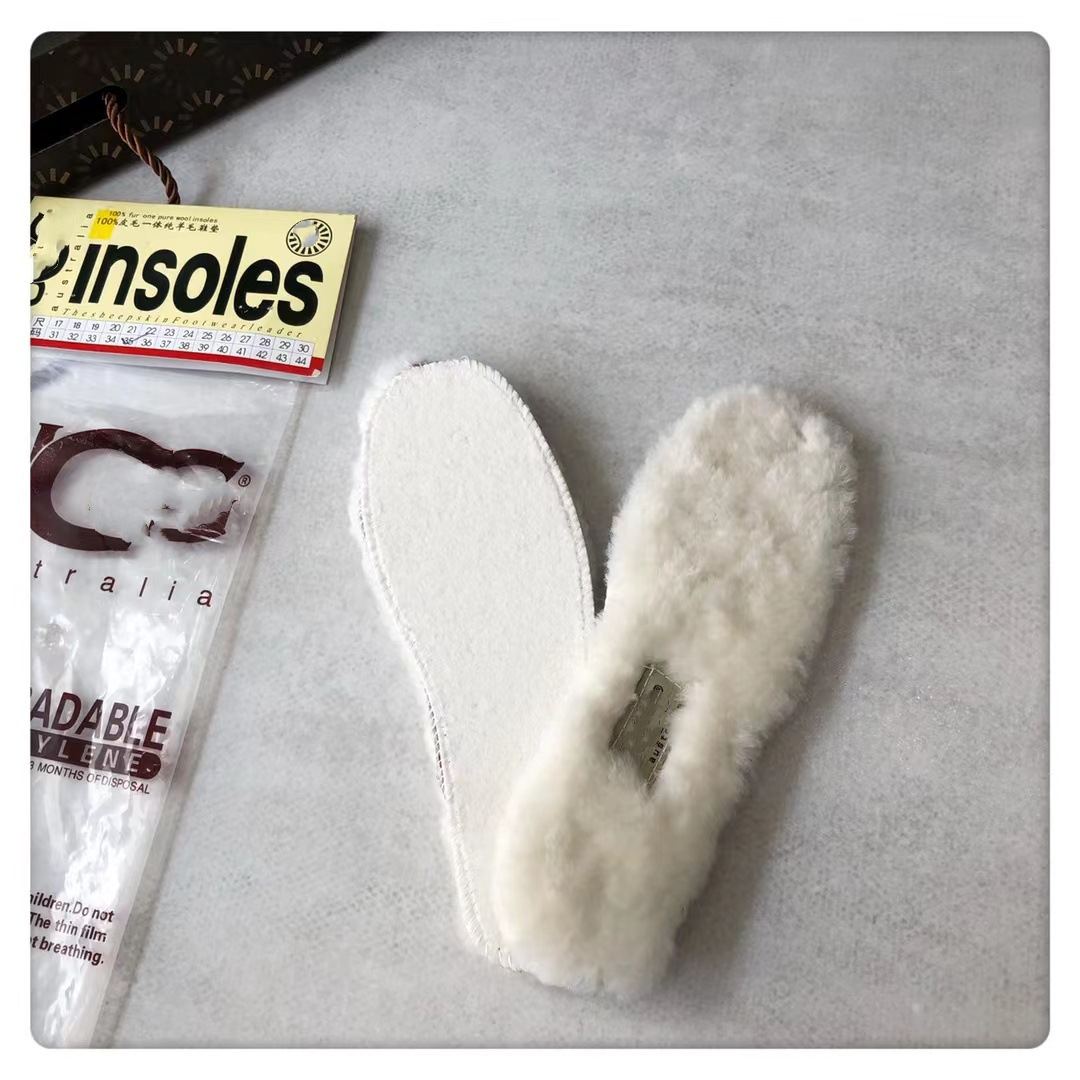 Henan Province Sangpo sheep fur integrated insoles, thickened and fleece, warm couple men's and women's wool insoles Application Scenario