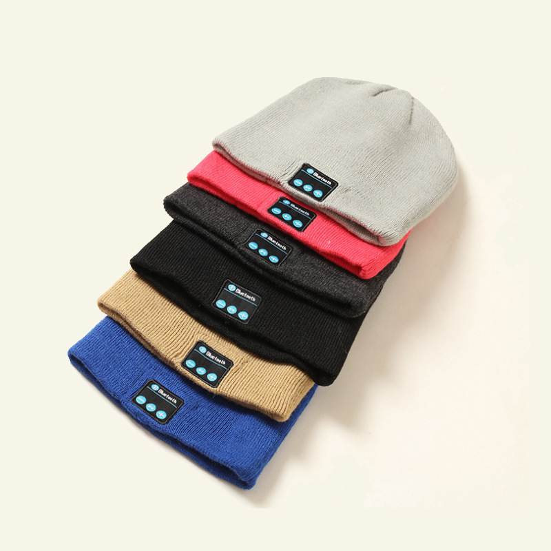 Bluetooth knitted hat for warm music headphones in autumn and winter