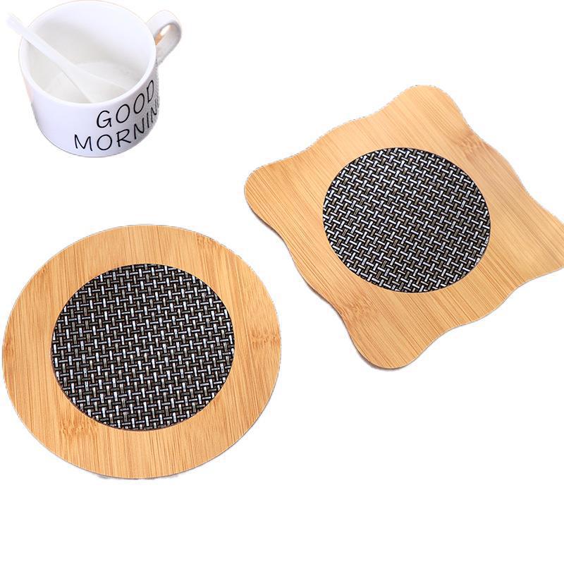 竹制隔热餐桌白底实物图