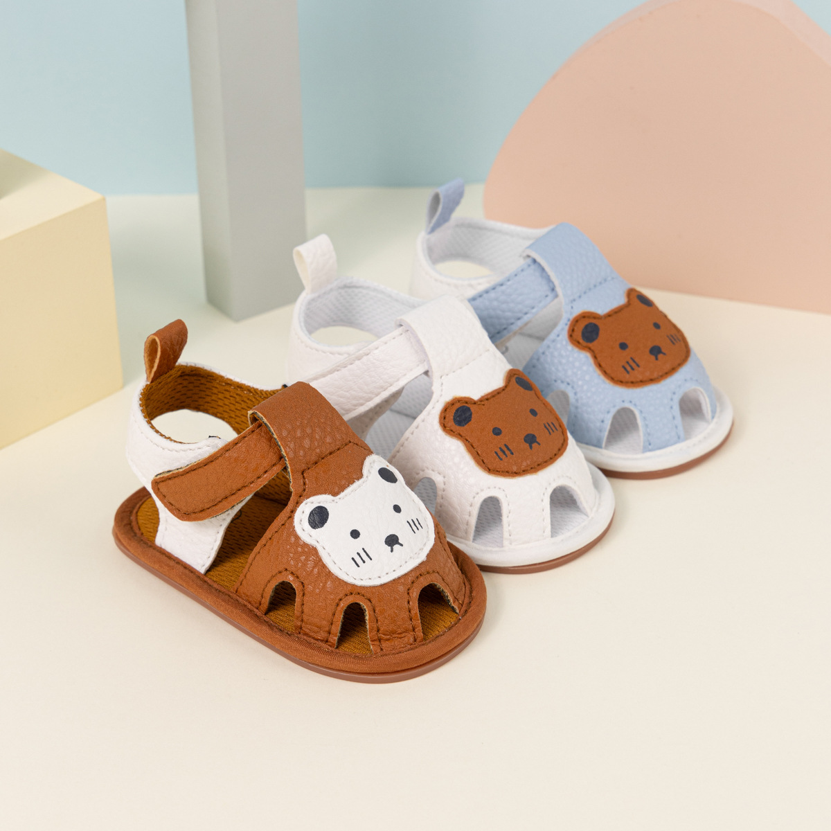 夏季婴儿鞋小熊图案透气婴儿学步鞋舒适软胶底婴儿凉鞋baby shoes