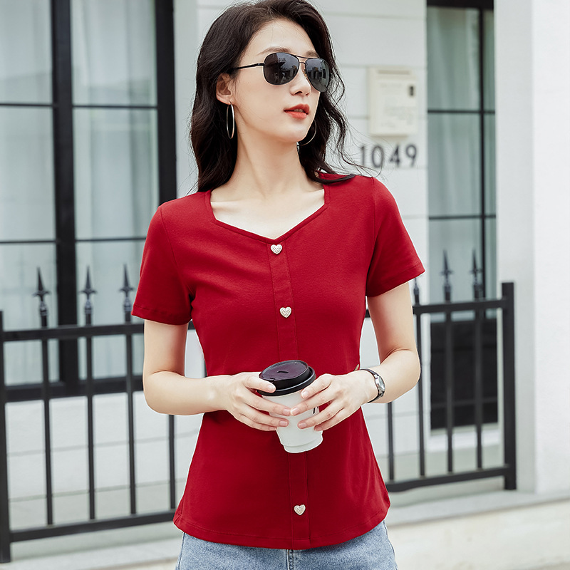 法式方领显锁产品图