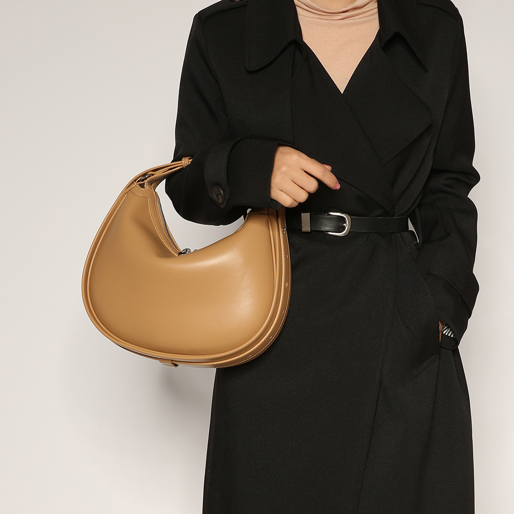 Autumn And Winter New Fashion Crescent Bag Hand Bill Of Lading Shoulder Diagonal Bag Simple Senior Sense Of Niche Design Women's Bag Specification drawing