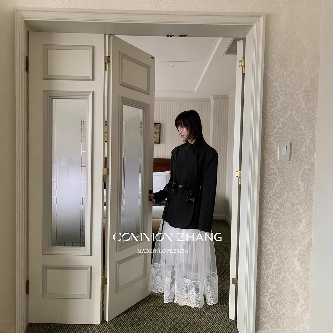 CZ ZHANG Korean-style mesh lace patchwork with a slightly translucent layering effect, high-waisted and slimming A-line skirt for women B12103 Specification image